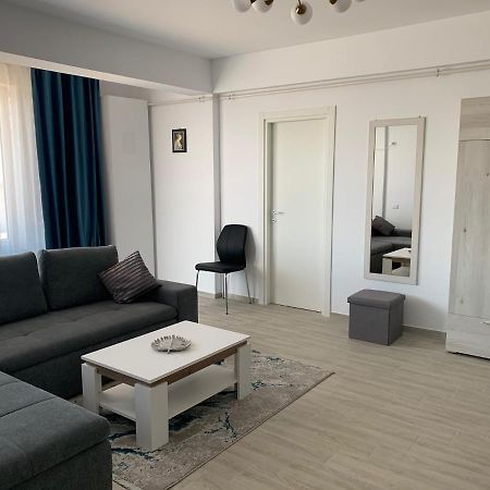 49Er Apartament Navodari Bagian luar foto