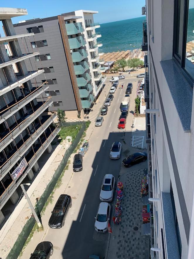 49Er Apartament Navodari Bagian luar foto