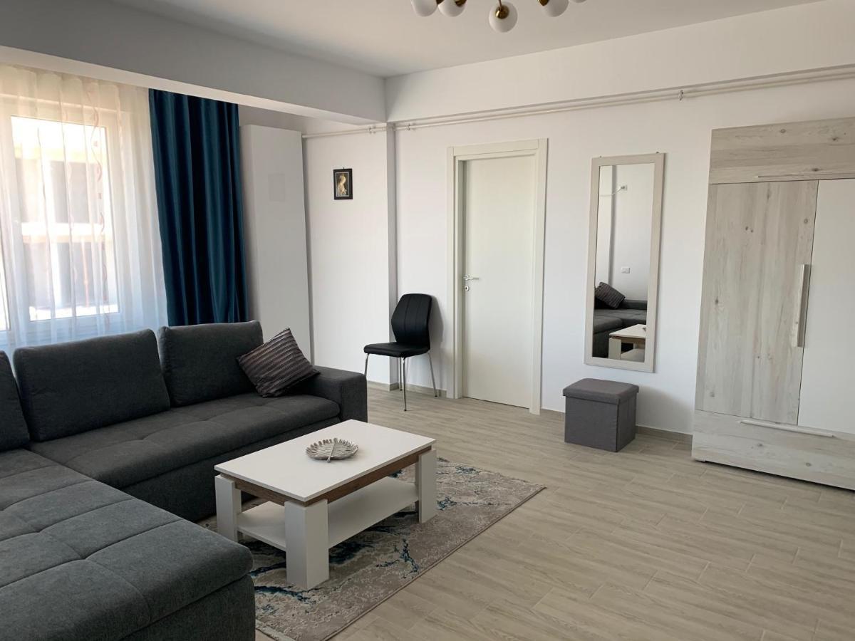 49Er Apartament Navodari Bagian luar foto